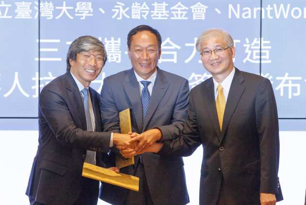 台美兩大首富攜手合作，為的是什麼？