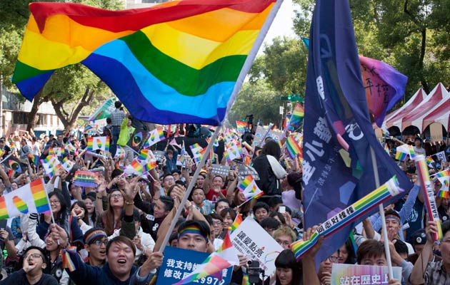 我們想得不一樣　「天然獨」與「同性婚」世代歧見大