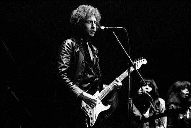 Bob Dylan不會親自領獎  這次是真的