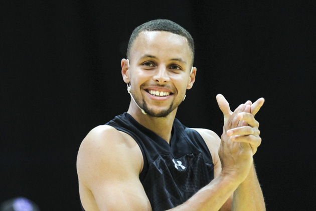 Stephen Curry重砲轟川普　不排除與UA解約