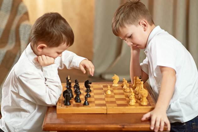 下棋很厲害，考試都考一百分嗎？