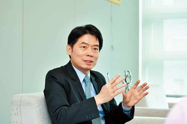 智能+戰略　助力企業邁向智慧製造時代-鼎新電腦整合軟、硬體與顧問服務資源