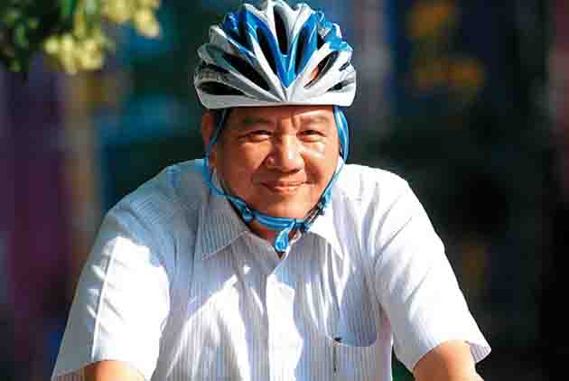 許明財  以誠意拉攏民心