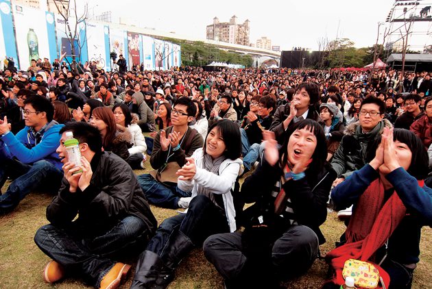 柯P、花媽是年輕人的菜！哪些縣市長施政也獲得青年高滿意度？