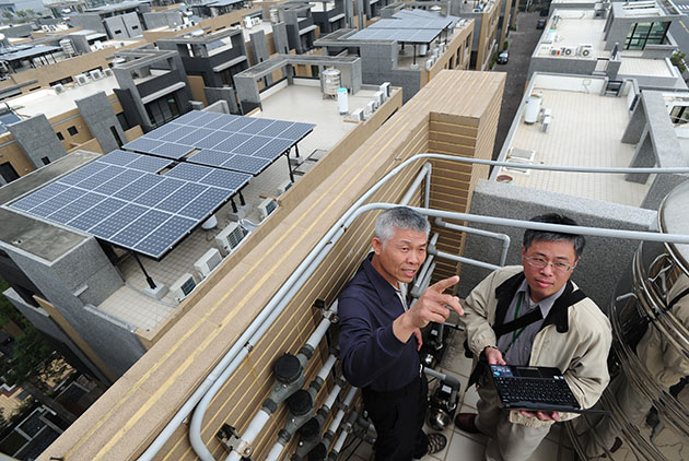 政府出力  你家屋頂變印鈔機