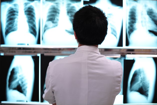 住院醫師告白：我們超時再超時，最後變成弱弱相殘