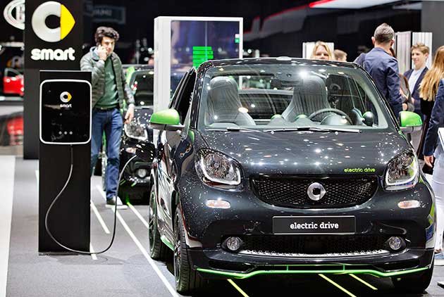 全電動車時代快來了──BMW、賓士加碼投資