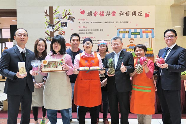 愛心鞋盒啟動改變，國泰證券人把CSR當自己的責任