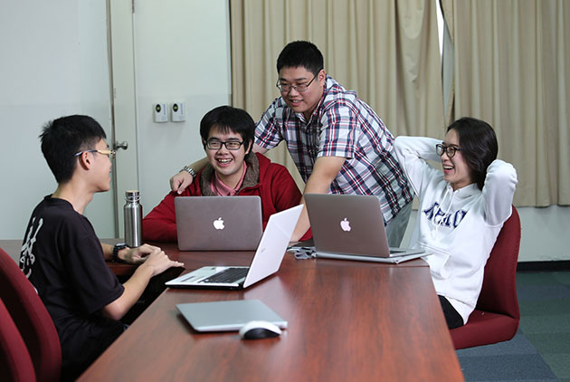 陽明大學「生物學特論」 培育新世代人才的教學典範