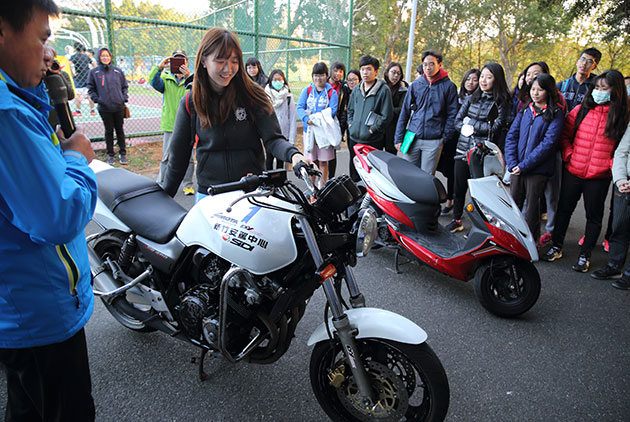 進校園宣導零事故，國泰產險要做車禍事故終結者