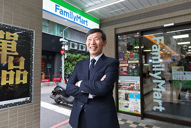 超商工作很血汗？全家老闆用這招來改善