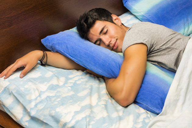Fitbit研究揭密：解決睡眠不足　靠一個好習慣