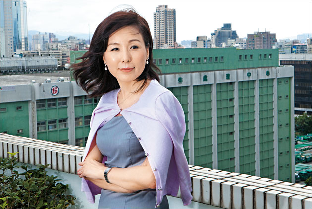 李紀珠主持新光法說，這句話頗有「轉戰幕後」之意
