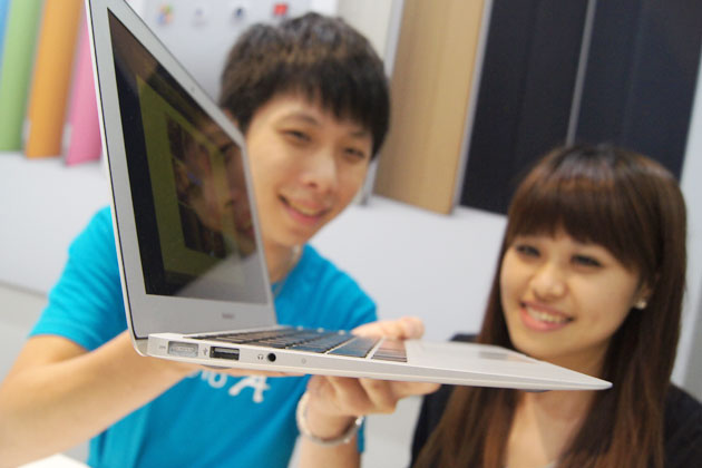 Ultrabook搶市難？２大威脅夾擊