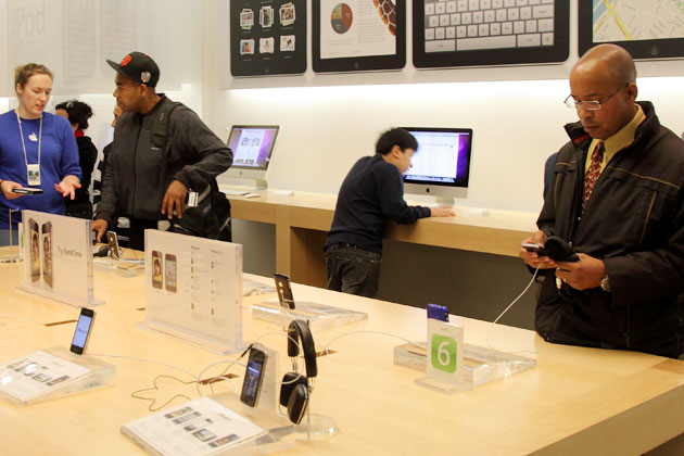 苦等iPhone5？智慧型手機銷售下滑