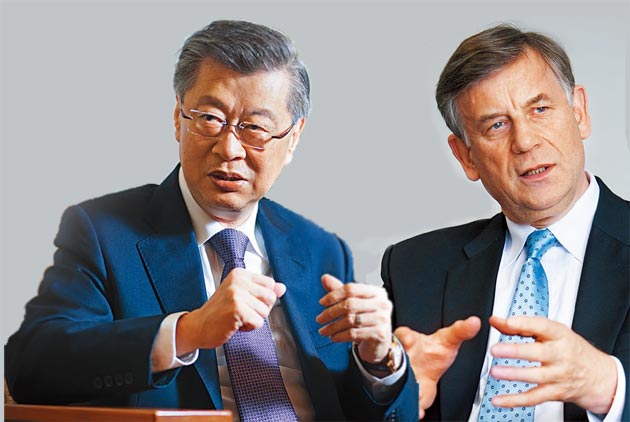 陳冲vs.管理大師西蒙：不景氣的救生圈—中堅企業