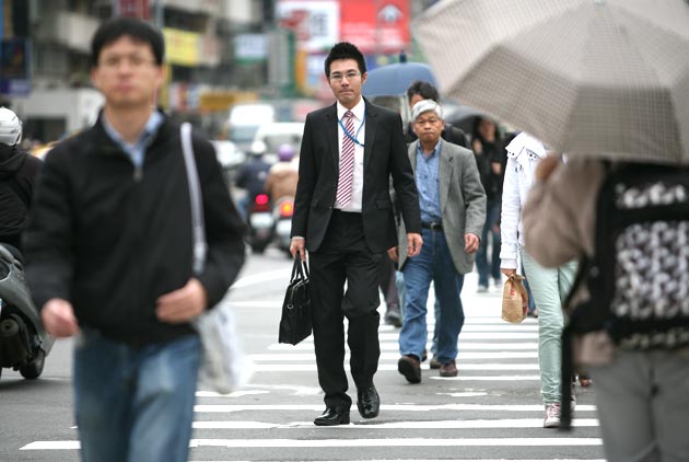 步調快、危機多…都市生活，讓人注意力變差
