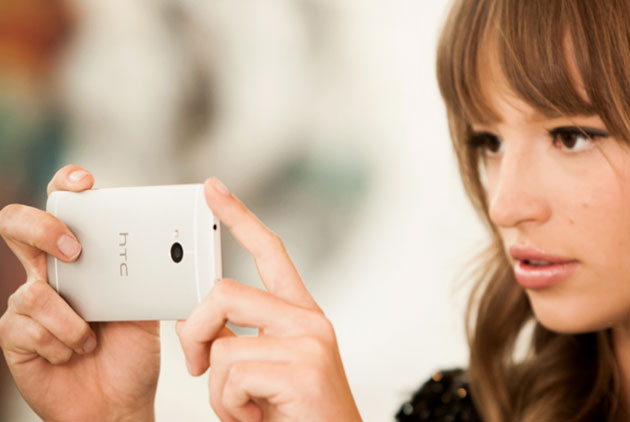 HTC One-BlinkFeed-宏達電