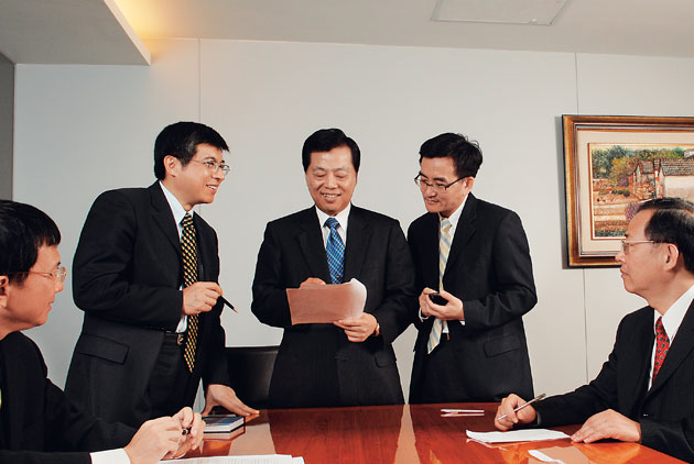 想讓別人聽你的？「說理」比動之以情有效