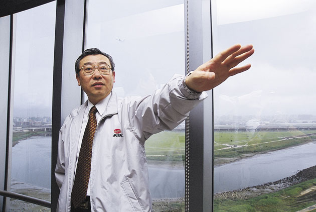 苗豐強打官司  告政府