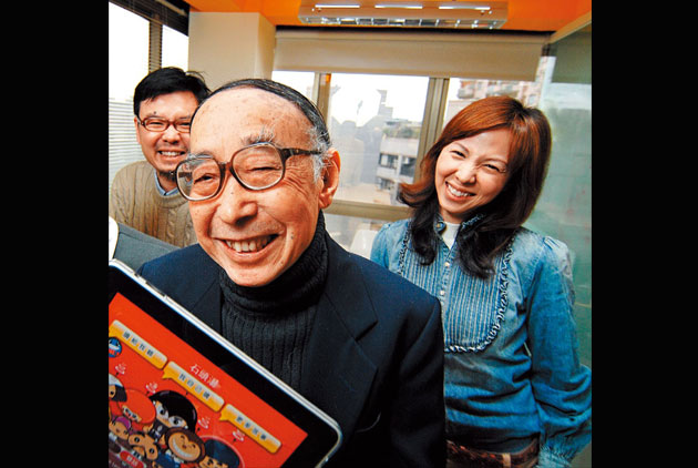 八十歲老作家站上最前線 — 兒童教育有聲書