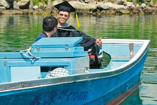 國小就出海捕魚　22歲海大畢業生擁11艘船