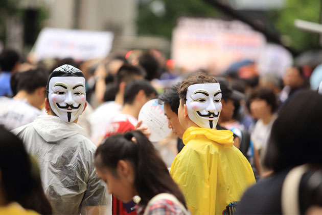 反中圖謀製炸彈血洗香港　港警逮10名港人