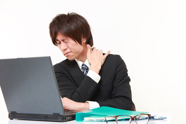 肩頸痛到難眠　戒掉平板才改善
