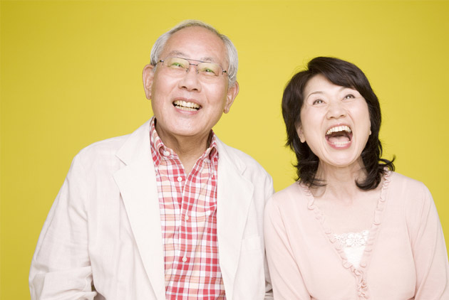 銀髮族看悲劇卻大笑  恐是失智症前兆