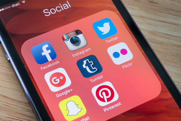 臉書-Facebook-Snapchat-Messenger
