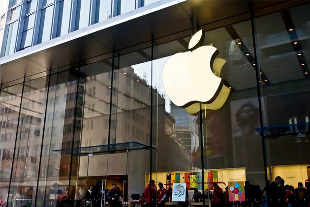 蘋果變成IBM？  巴菲特為何大買蘋果股票？