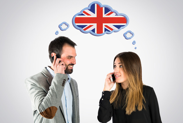 嗨！英國的帥哥、美女，你在說啥呢？
