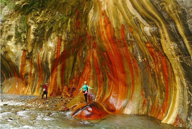 出去玩／泡湯囉！全台秘境溫泉大公開第一站：哈尤溫泉