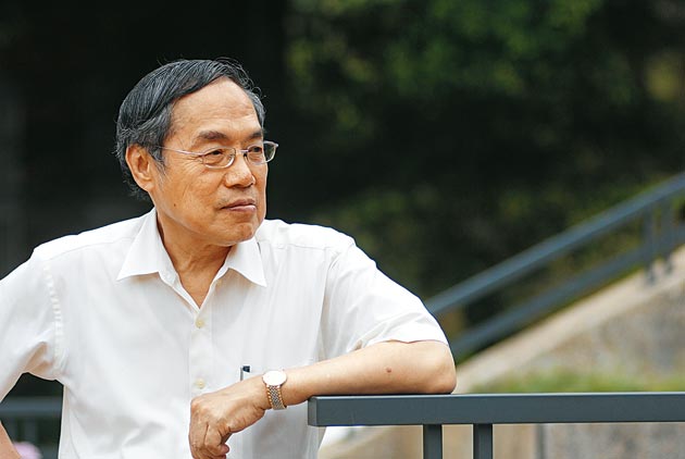 陳芳明： 退回一中，立場盡失