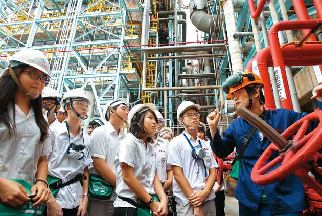 攜手在地產業開專班　工業城找到未來人才