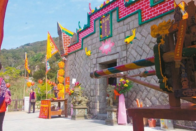 連江-角峰廟-信徒-祈夢儀式
