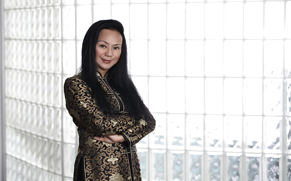  【女人·辦公桌】張齊娥：女人像八爪魚，醜沒關係，要用內心的美照亮全世界！｜主題特展｜天下雜誌video