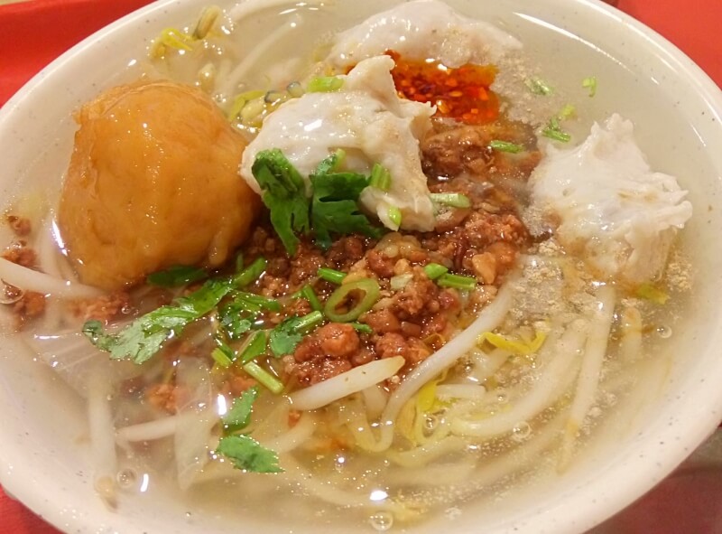 左邊那顆就是滷丸。